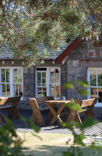 1 Potarch cafe exterior