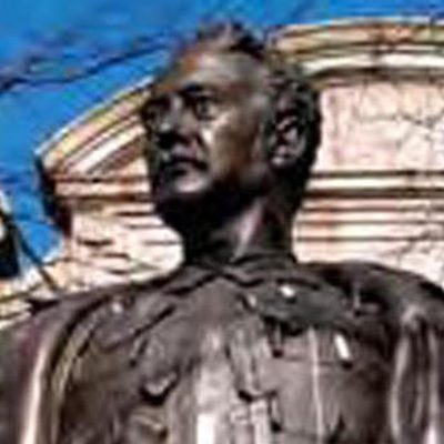 General Charles Gordon Statue edit3