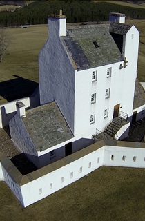 UAV Corgarff Castle251115004