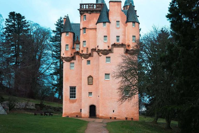 Craigievar Castle Rising gracefully since the early 1600s Craigievar Castle is more than pink st