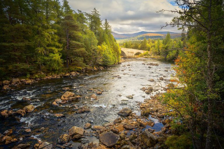 Deeside Mountain Views Invercauld Bridge 160 DS 20 CH Upload